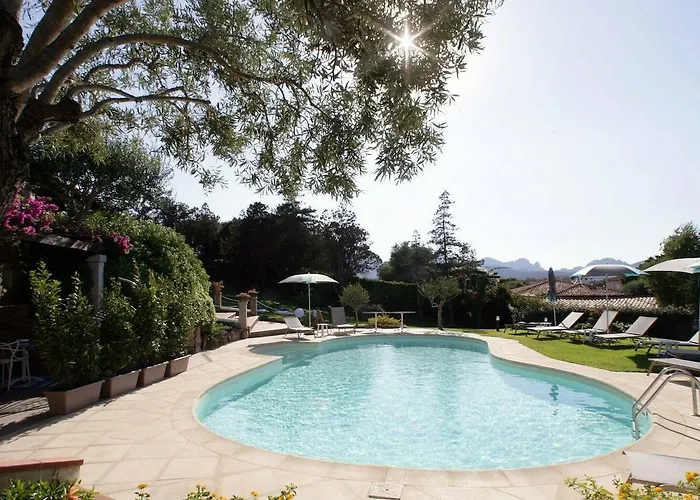 Hotel Geco Di Giada Exclusive Art Olbia